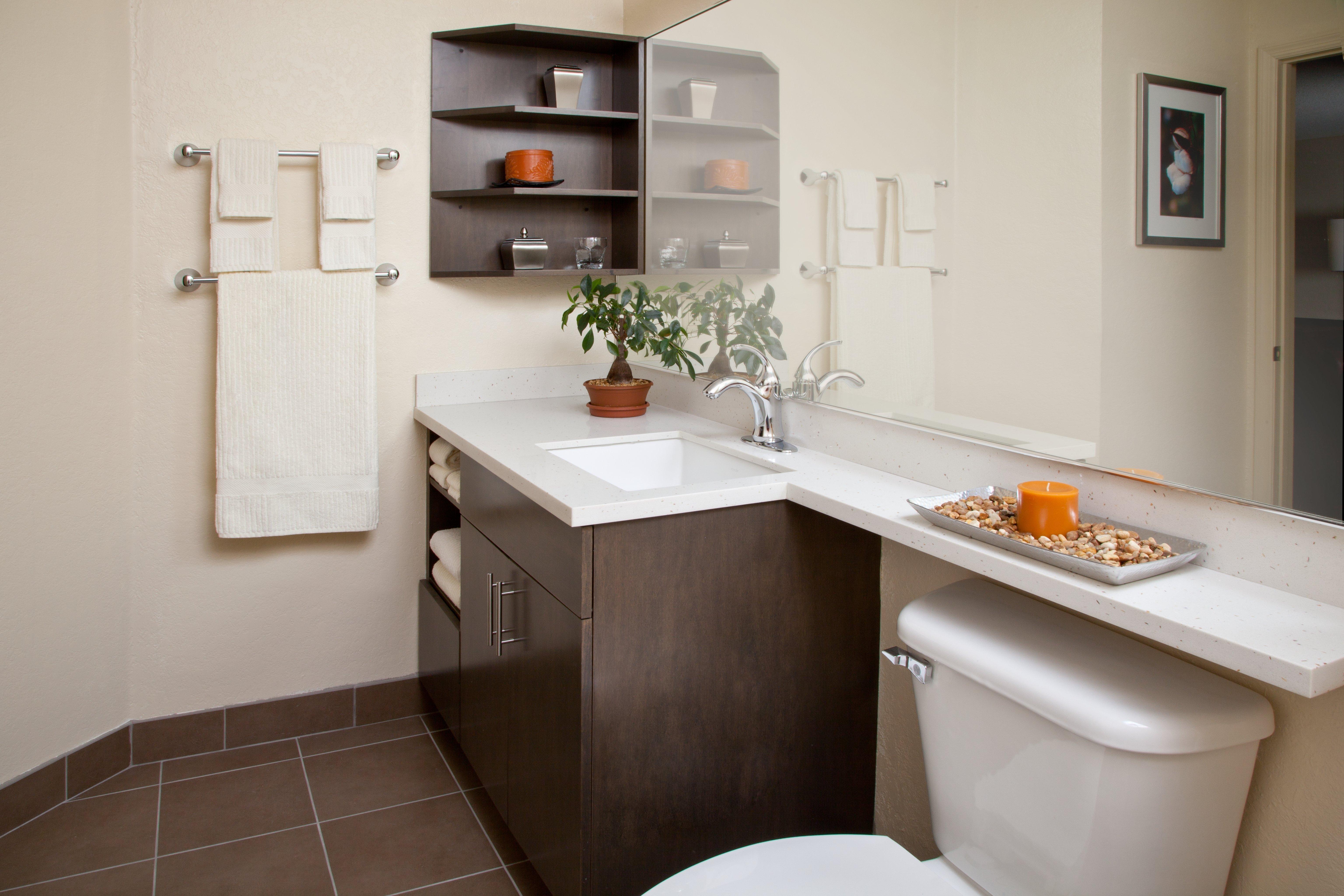 Candlewood Suites Philadelphia - Airport Area By Ihg Chester Bagian luar foto