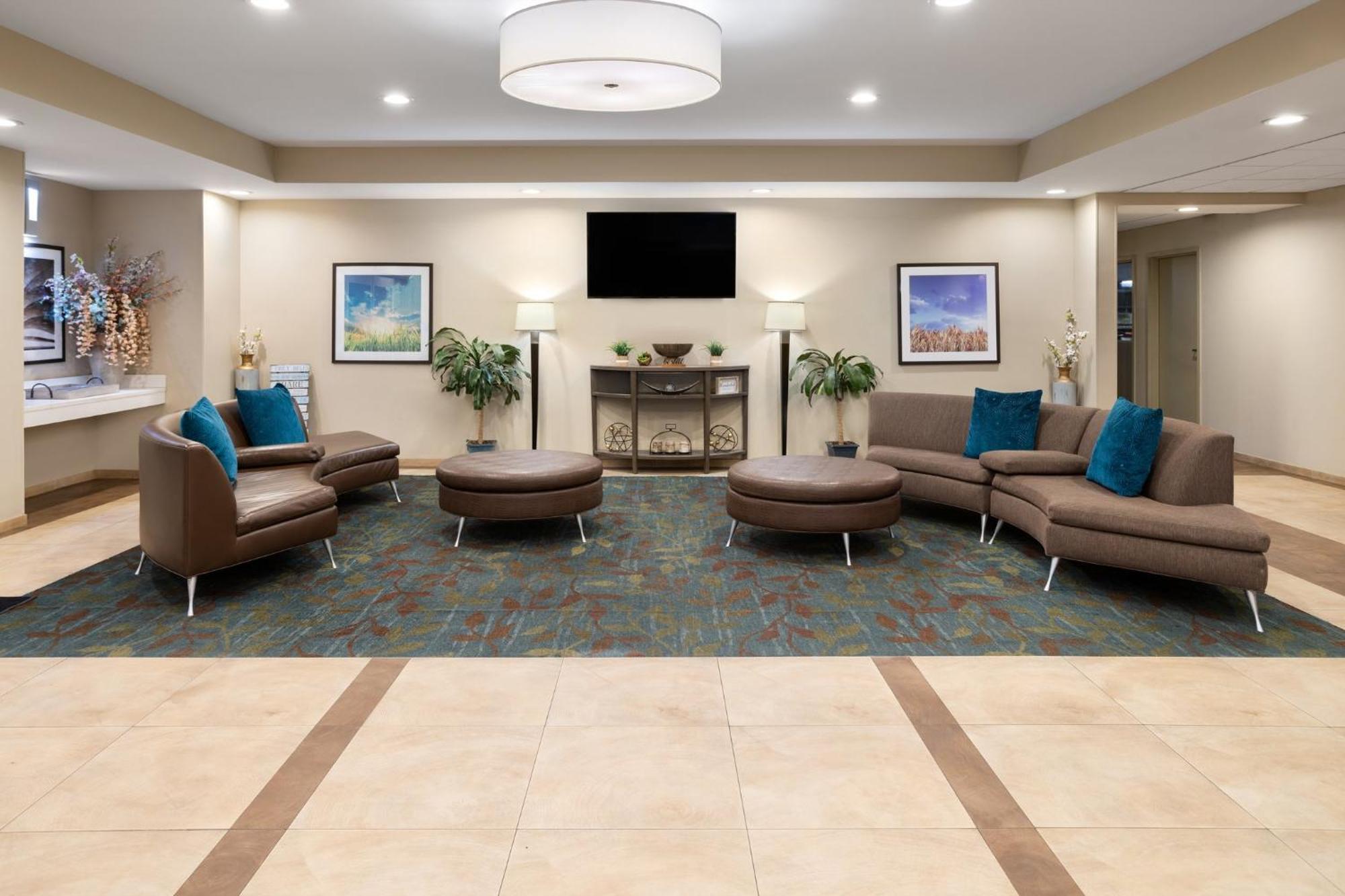Candlewood Suites Philadelphia - Airport Area By Ihg Chester Bagian luar foto